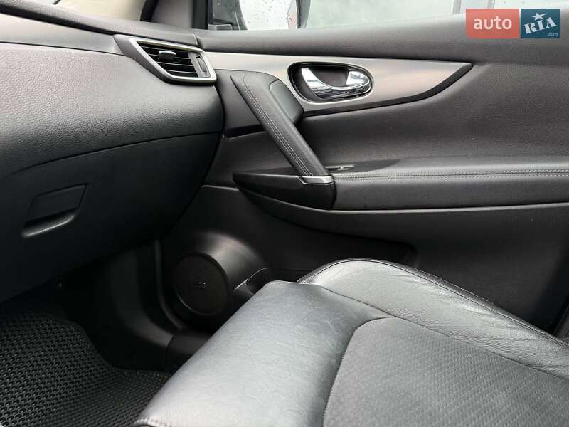 Внедорожник / Кроссовер Nissan Qashqai 2017 в Ровно фото 27 Внедорожник / Кроссовер Nissan Qashqai 2017 в Ровно