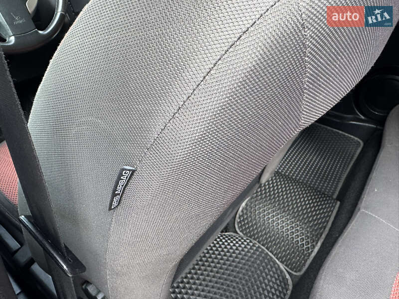 Внедорожник / Кроссовер Nissan Qashqai 2007 в Ровно