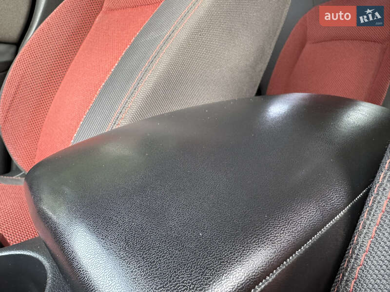 Внедорожник / Кроссовер Nissan Qashqai 2007 в Ровно