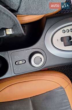 Позашляховик / Кросовер Nissan Qashqai 2009 в 