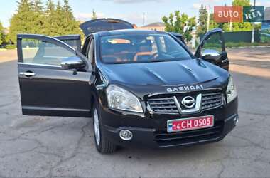 Позашляховик / Кросовер Nissan Qashqai 2009 в 