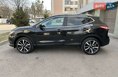 Внедорожник / Кроссовер Nissan Qashqai 2017 в 