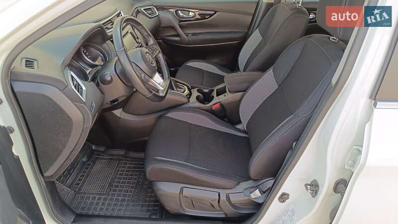 Внедорожник / Кроссовер Nissan Qashqai 2018 в Киеве