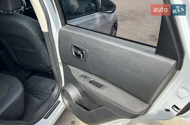 Внедорожник / Кроссовер Nissan Qashqai 2007 в 