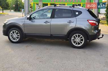 Внедорожник / Кроссовер Nissan Qashqai 2011 в 