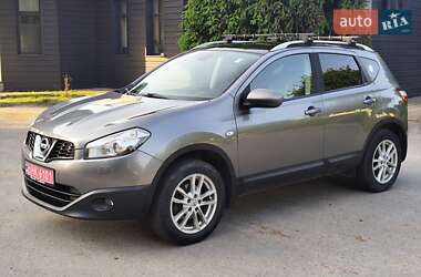 Внедорожник / Кроссовер Nissan Qashqai 2011 в 