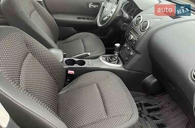 Внедорожник / Кроссовер Nissan Qashqai 2008 в 