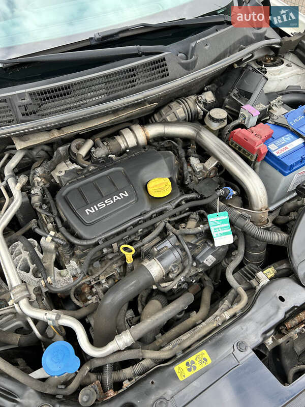 Внедорожник / Кроссовер Nissan Qashqai 2012 в Сумах