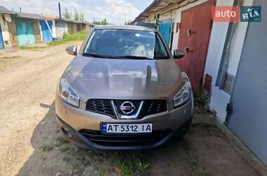 Внедорожник / Кроссовер Nissan Qashqai 2011 в Калуше