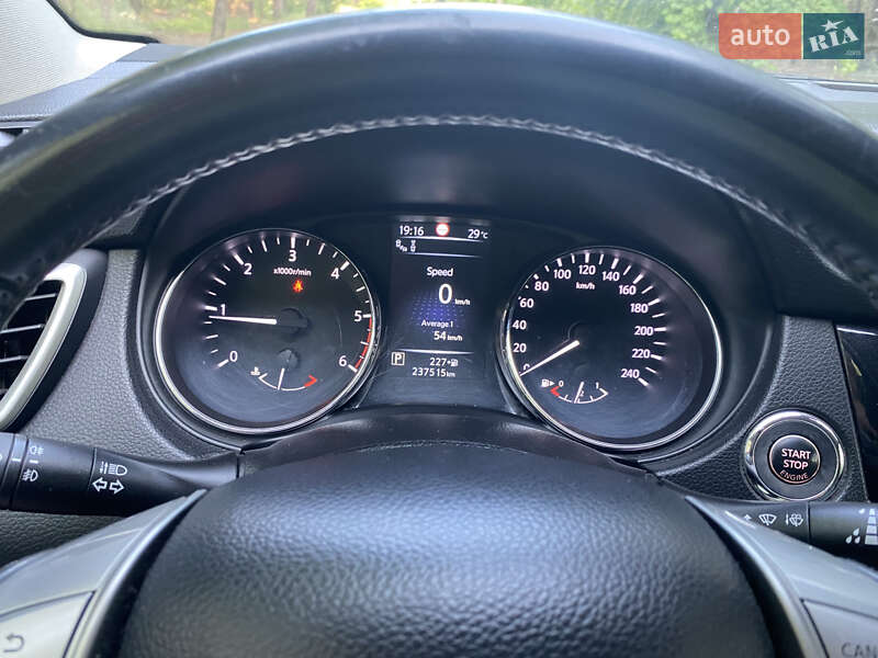 Позашляховик / Кросовер Nissan Qashqai 2014 в Ковелі