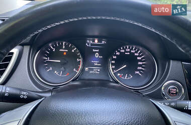 Внедорожник / Кроссовер Nissan Qashqai 2014 в 