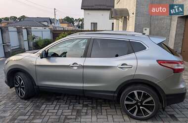 Внедорожник / Кроссовер Nissan Qashqai 2015 в 