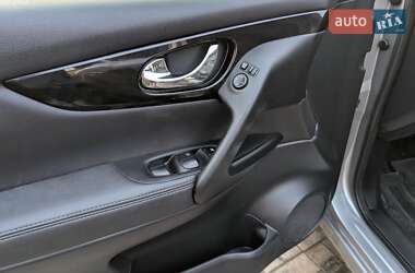 Внедорожник / Кроссовер Nissan Qashqai 2015 в 