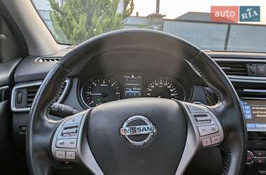 Внедорожник / Кроссовер Nissan Qashqai 2015 в 
