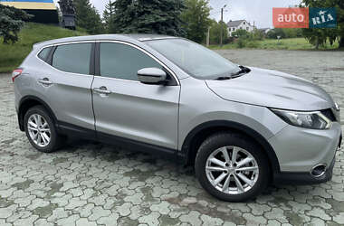 Позашляховик / Кросовер Nissan Qashqai 2017 в 