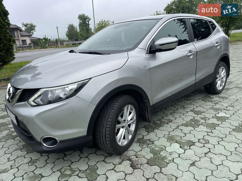 Внедорожник / Кроссовер Nissan Qashqai 2017 в Дубно