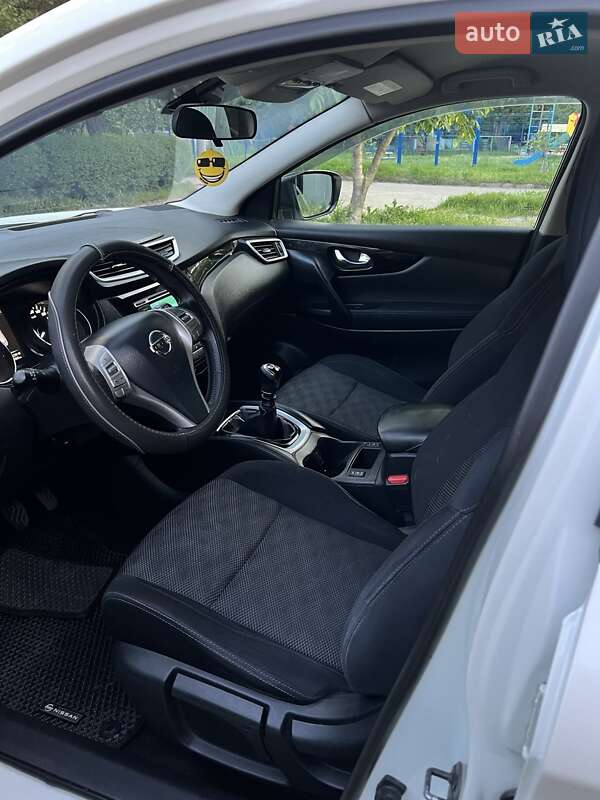 Внедорожник / Кроссовер Nissan Qashqai 2015 в Кропивницком