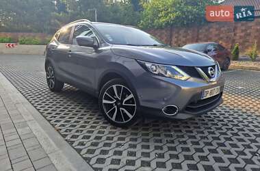 Позашляховик / Кросовер Nissan Qashqai 2015 в Луцьку