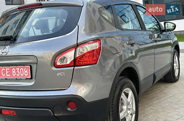 Внедорожник / Кроссовер Nissan Qashqai 2011 в 