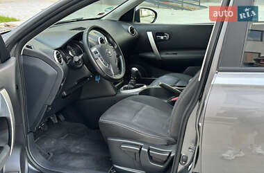Внедорожник / Кроссовер Nissan Qashqai 2011 в 