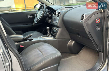 Внедорожник / Кроссовер Nissan Qashqai 2011 в 