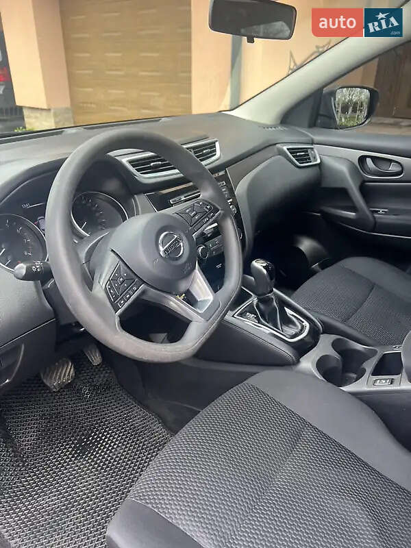 Внедорожник / Кроссовер Nissan Qashqai 2018 в Ивано-Франковске