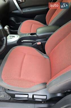 Внедорожник / Кроссовер Nissan Qashqai 2008 в 