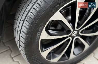 Внедорожник / Кроссовер Nissan Qashqai 2010 в 