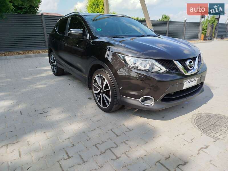 Внедорожник / Кроссовер Nissan Qashqai 2016 в Красилове