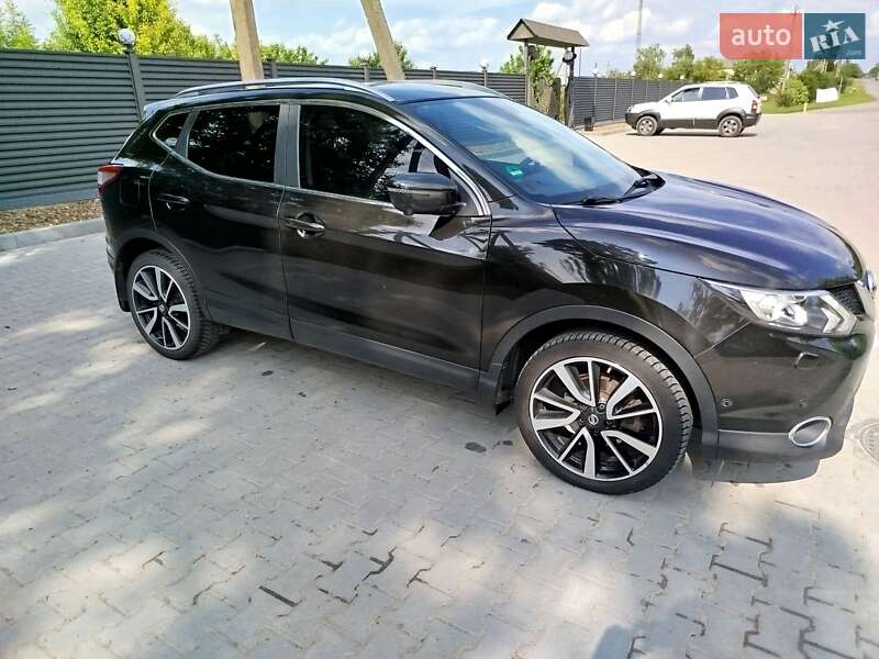 Внедорожник / Кроссовер Nissan Qashqai 2016 в Красилове
