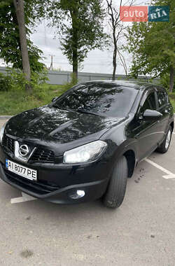 Внедорожник / Кроссовер Nissan Qashqai 2011 в Вишневом