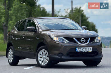 Внедорожник / Кроссовер Nissan Qashqai 2016 в Харькове