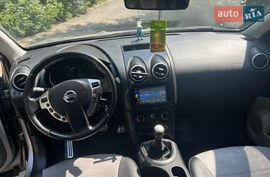 Внедорожник / Кроссовер Nissan Qashqai 2011 в 