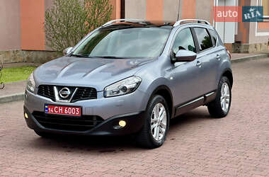 Внедорожник / Кроссовер Nissan Qashqai 2011 в 