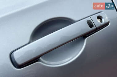 Внедорожник / Кроссовер Nissan Qashqai 2011 в 