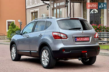 Внедорожник / Кроссовер Nissan Qashqai 2011 в 
