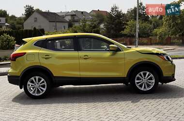 Внедорожник / Кроссовер Nissan Qashqai 2018 в Львове