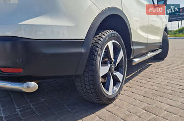 Внедорожник / Кроссовер Nissan Qashqai 2015 в 