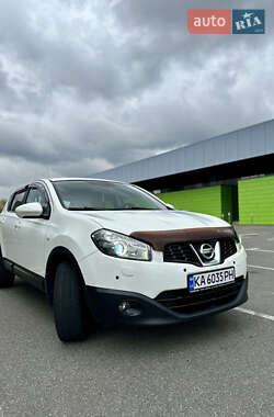 Позашляховик / Кросовер Nissan Qashqai 2012 в Києві