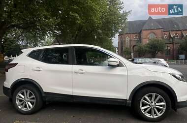 Внедорожник / Кроссовер Nissan Qashqai 2016 в 