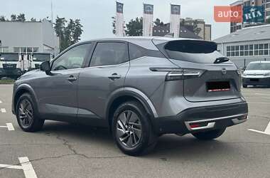 Внедорожник / Кроссовер Nissan Qashqai 2024 в 