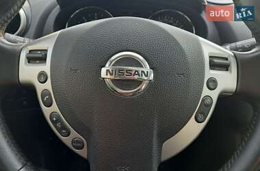 Внедорожник / Кроссовер Nissan Qashqai 2011 в 