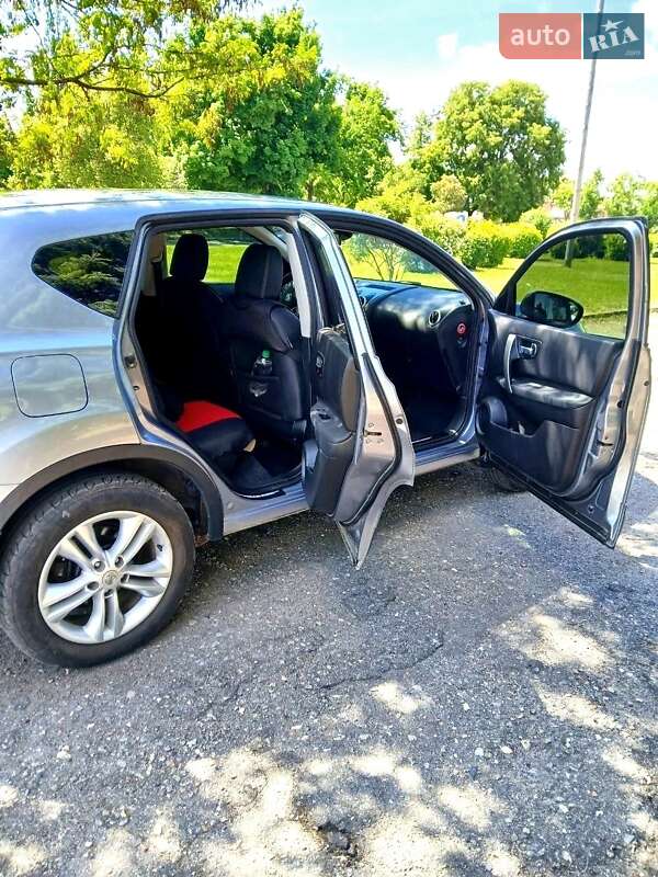 Внедорожник / Кроссовер Nissan Qashqai 2010 в Чугуеве