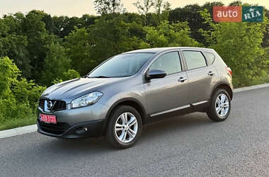 Позашляховик / Кросовер Nissan Qashqai 2012 в Рівному
