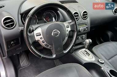Внедорожник / Кроссовер Nissan Qashqai 2010 в 