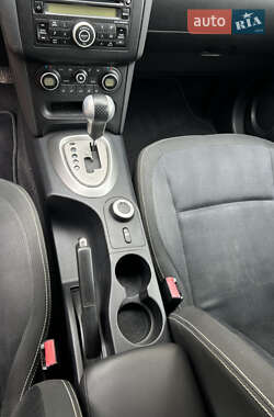 Внедорожник / Кроссовер Nissan Qashqai 2010 в 