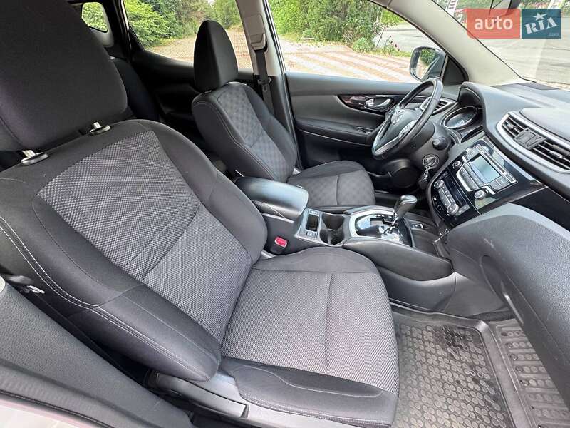 Позашляховик / Кросовер Nissan Qashqai 2017 в Запоріжжі
