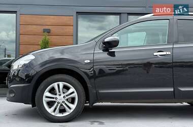 Внедорожник / Кроссовер Nissan Qashqai 2011 в 