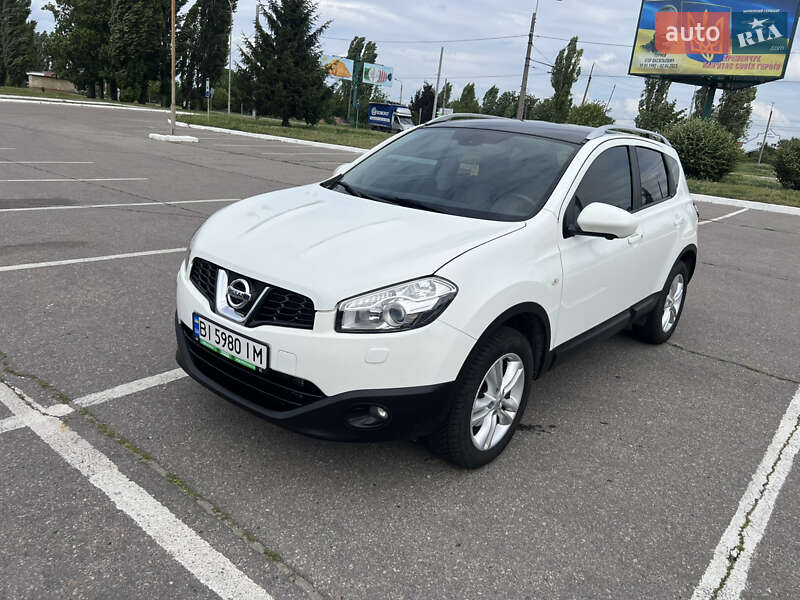 Внедорожник / Кроссовер Nissan Qashqai 2012 в Кременчуге