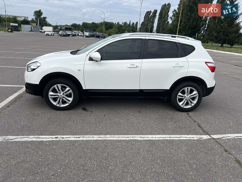 Внедорожник / Кроссовер Nissan Qashqai 2012 в Кременчуге